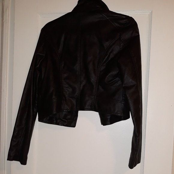 Black Leather-Feel jacket - Picture 2 of 3